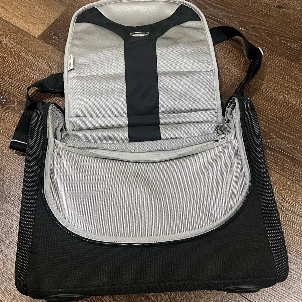 Tumi briefcase laptop Black Carry-On Bag